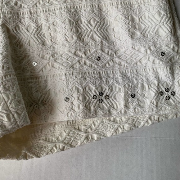 Elevenes Anthropologie White Sequin Lace Shorts Sz 8 - Picture 10 of 11